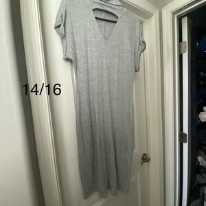 Lane Bryant Gray V-Neck Cap Sleeve Sheath Dress